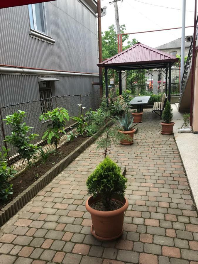 Guest House Chexovi 24 Кобулети Экстерьер фото