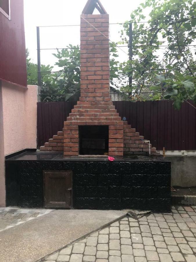 Guest House Chexovi 24 Кобулети Экстерьер фото